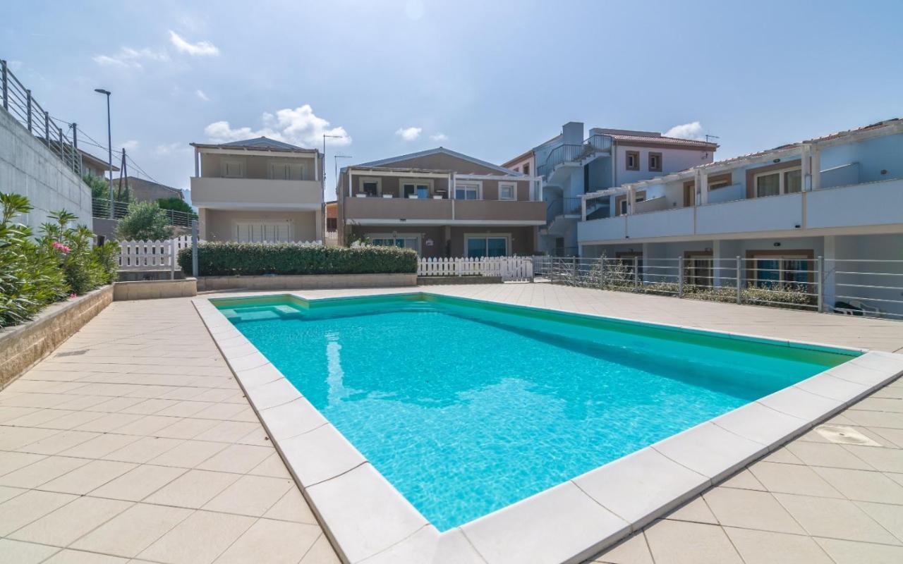 Villetta Morello Climatizzata Con Giardino Privato Viddalba Exterior foto